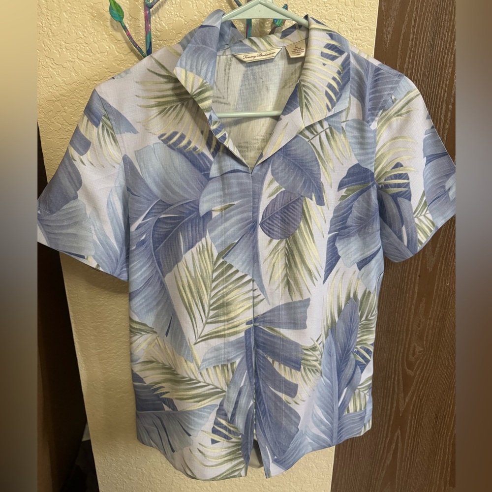 Tommy Bahama Blue and Green Silk Shirt